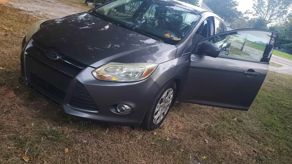 2012 Ford Focus - Image 9 of 10