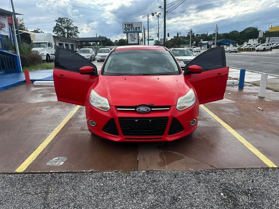 2012 Ford Focus 3rd Gen - Image 2 of 12