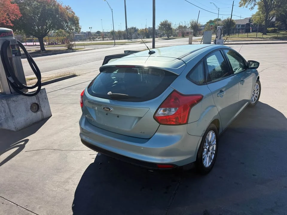 2012 Ford Focus 3rd Gen - Image 2 of 5