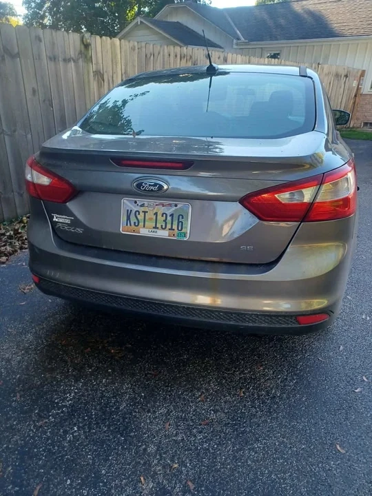 2012 Ford Focus 3rd Gen - Image 2 of 3
