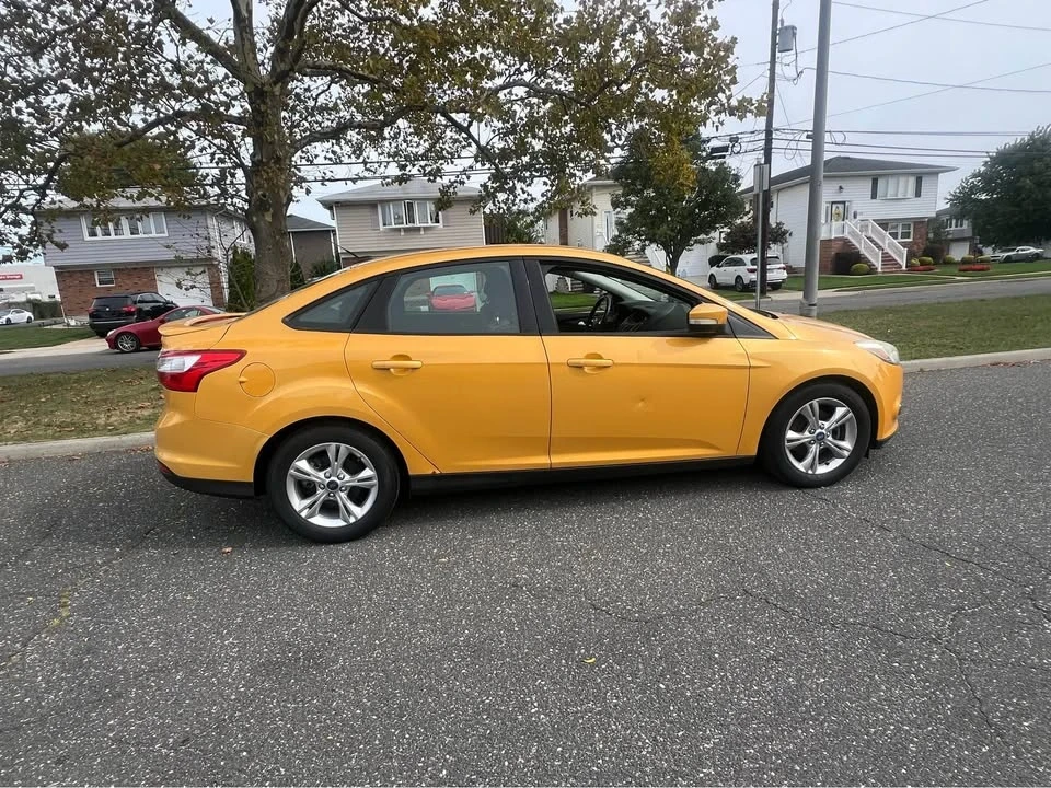 2012 Ford Focus 3rd Gen - Image 2 of 11