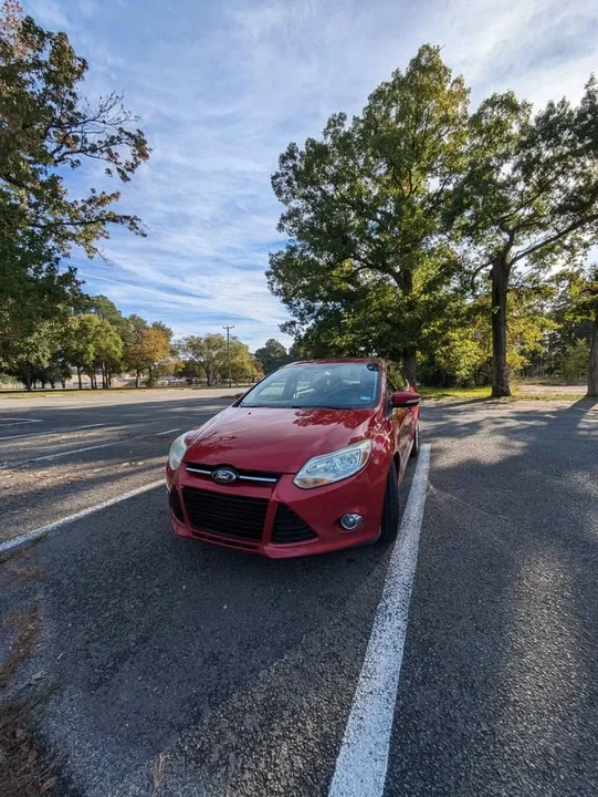 2012 Ford Focus 3rd Gen - Image 2 of 9