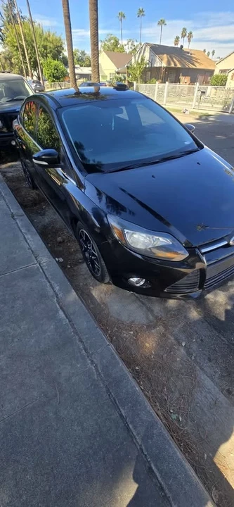2012 Ford Focus 3rd Gen - Image 2 of 9