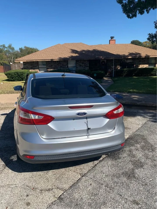 2012 Ford Focus 3rd Gen - Image 2 of 4