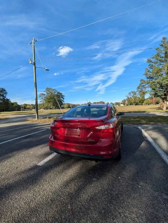 2012 Ford Focus 3rd Gen - Image 2 of 11