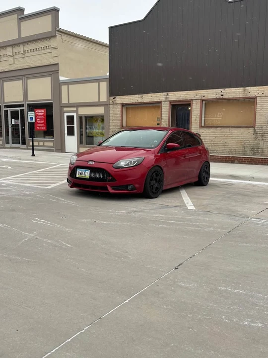 2012 Ford Focus 3rd Gen - Image 2 of 5