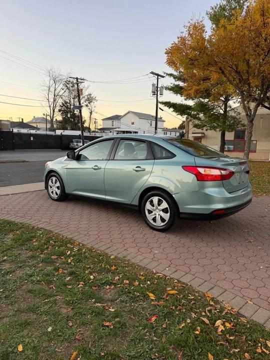 2012 Ford Focus 3rd Gen - Image 5 of 13