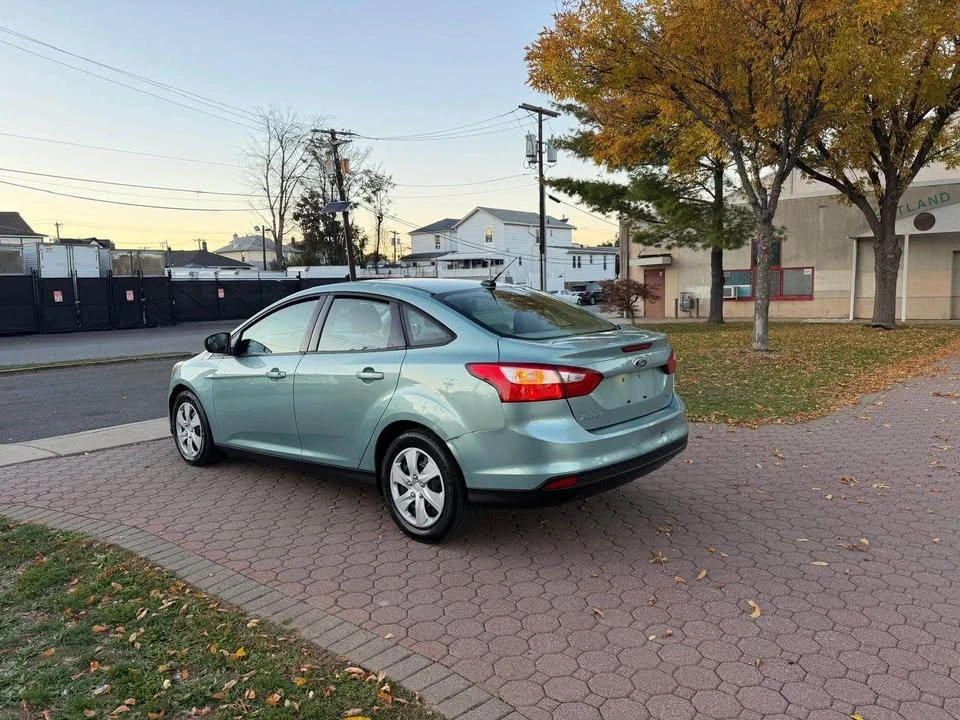 2012 Ford Focus 3rd Gen - Image 8 of 13