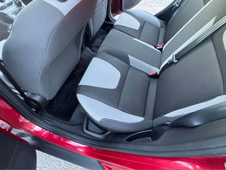 2012 Ford Focus 3rd Gen - Image 13 of 17