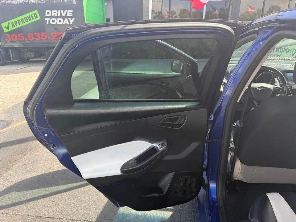 2012 Ford Focus 3rd Gen - Image 10 of 15