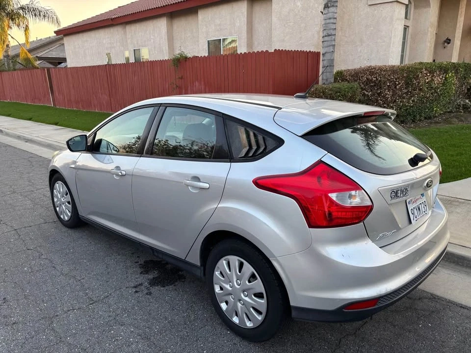 2012 Ford Focus 3rd Gen - Image 2 of 6