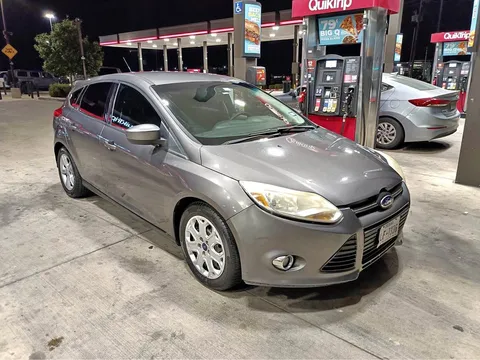 2012 Ford Focus SE Hatchback