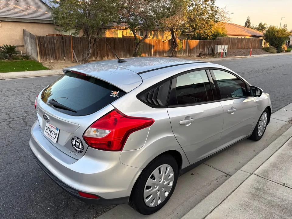 2012 Ford Focus 3rd Gen - Image 2 of 6