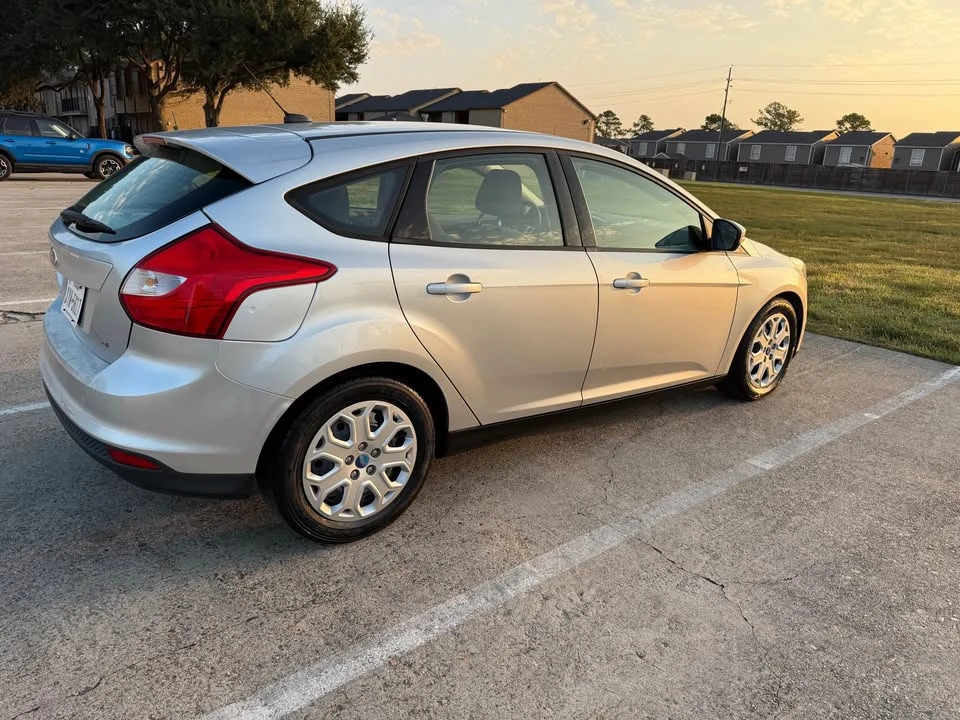 2012 Ford Focus 3rd Gen - Image 2 of 12