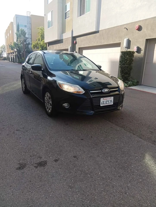 2012 Ford Focus 3rd Gen - Image 2 of 10