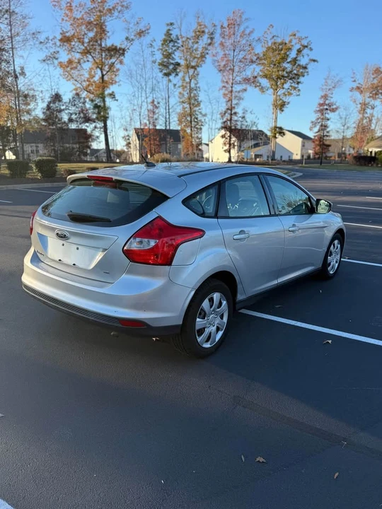 2012 Ford Focus 3rd Gen - Image 2 of 9