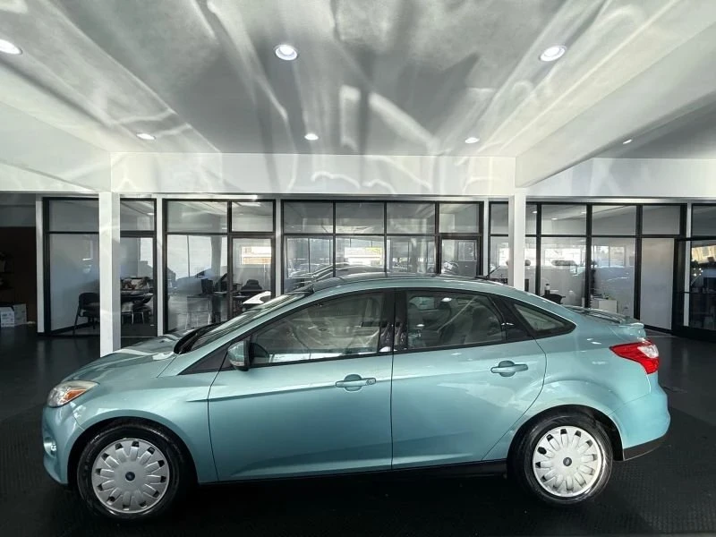 2012 Ford Focus 3rd Gen - Image 2 of 15