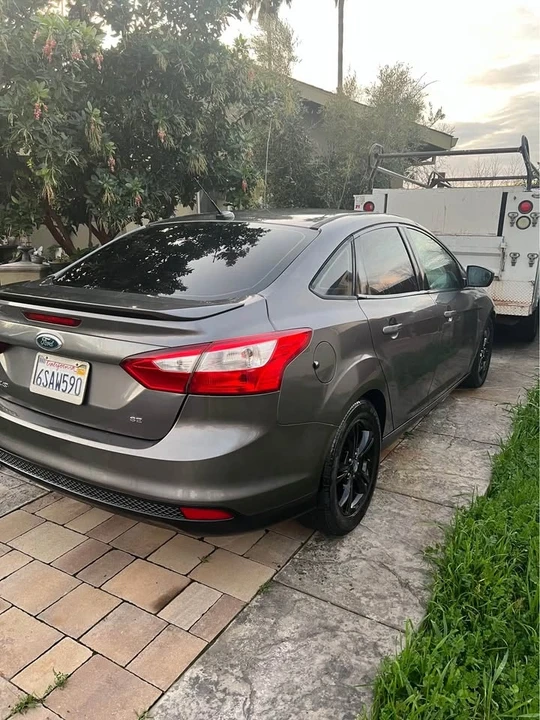 2012 Ford Focus 3rd Gen - Image 2 of 3