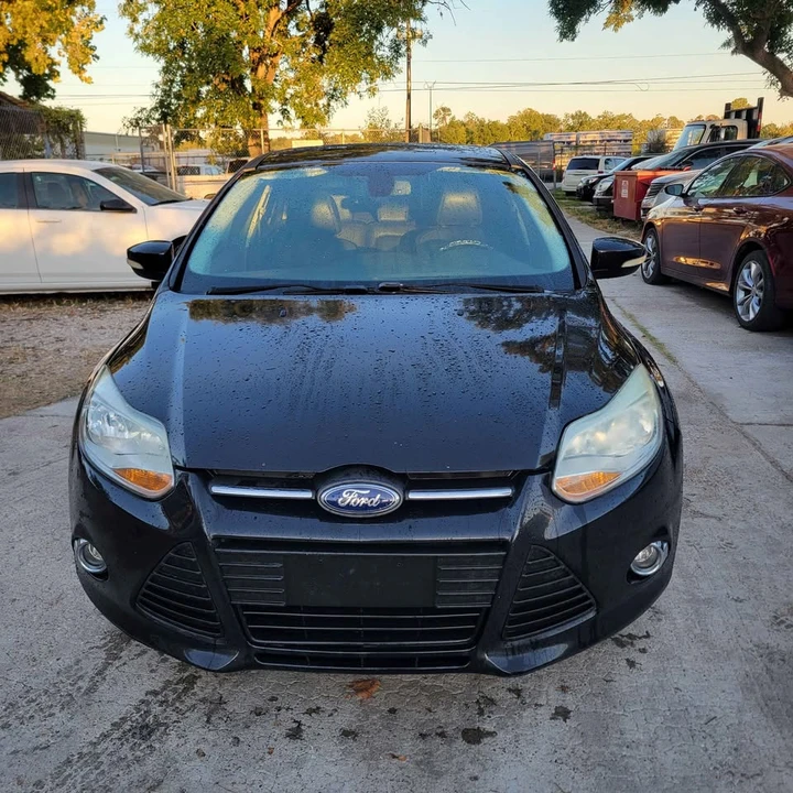 2012 Ford Focus 3rd Gen - Image 2 of 12