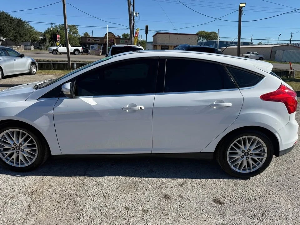 2012 Ford Focus 3rd Gen - Image 2 of 13