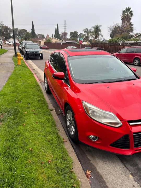 2012 Ford Focus 3rd Gen - Image 2 of 4