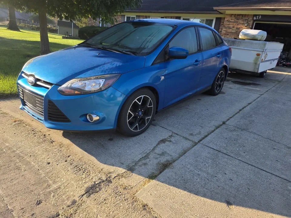 2012 Ford Focus 3rd Gen - Image 2 of 10