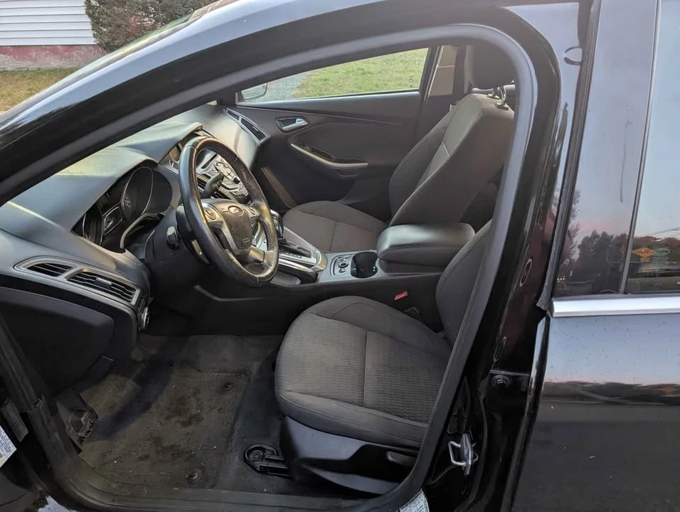 2012 Ford Focus 3rd Gen - Image 2 of 11