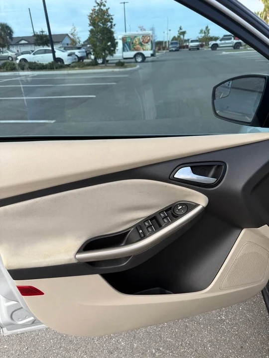 2012 Ford Focus 3rd Gen - Image 13 of 15