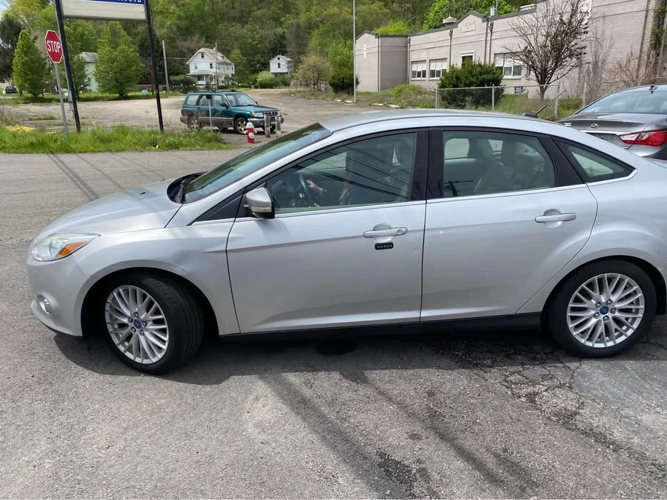 2012 Ford Focus 3rd Gen - Image 2 of 3
