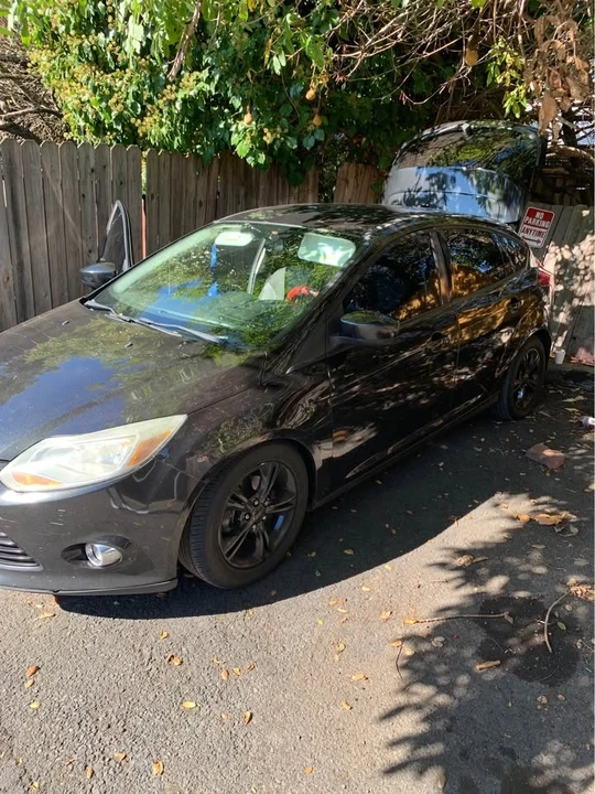 2012 Ford Focus 3rd Gen - Image 2 of 13