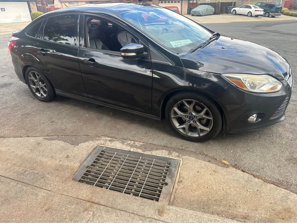 2012 Ford Focus 3rd Gen - Image 2 of 8