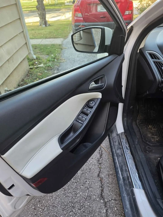 2012 Ford Focus 3rd Gen - Image 6 of 10