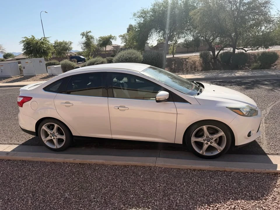 2012 Ford Focus 3rd Gen - Image 2 of 11