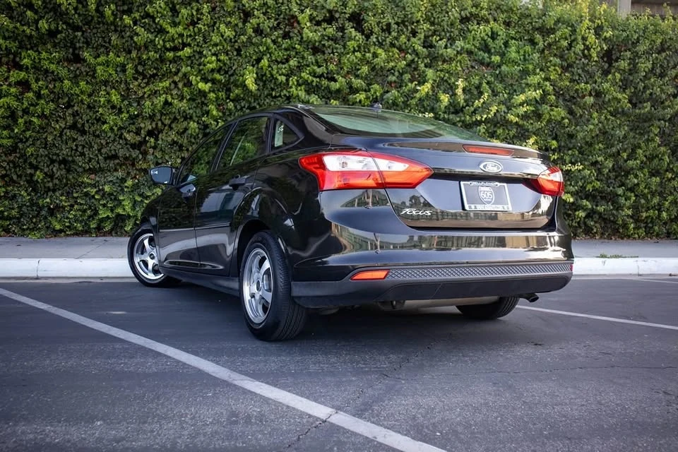2012 Ford Focus 3rd Gen - Image 2 of 12