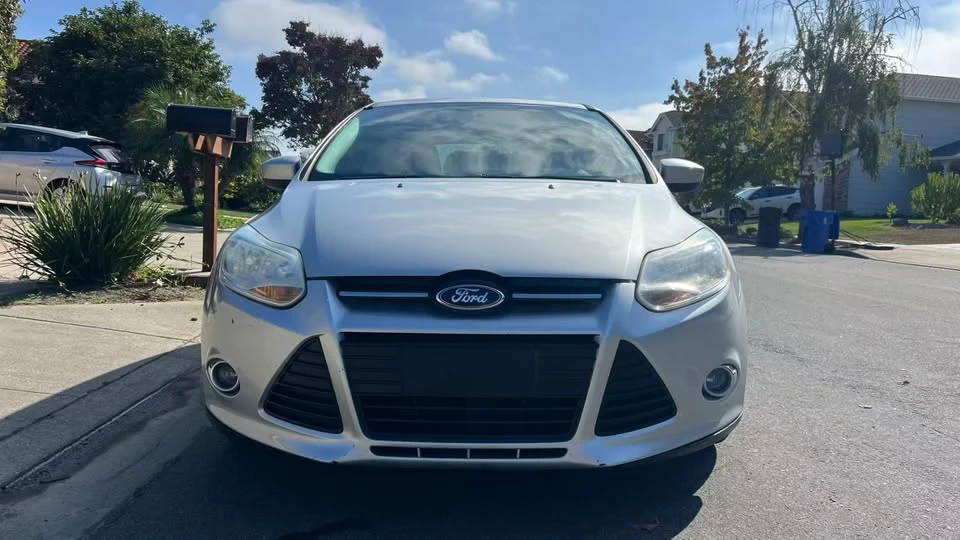 2012 Ford Focus 3rd Gen - Image 2 of 18