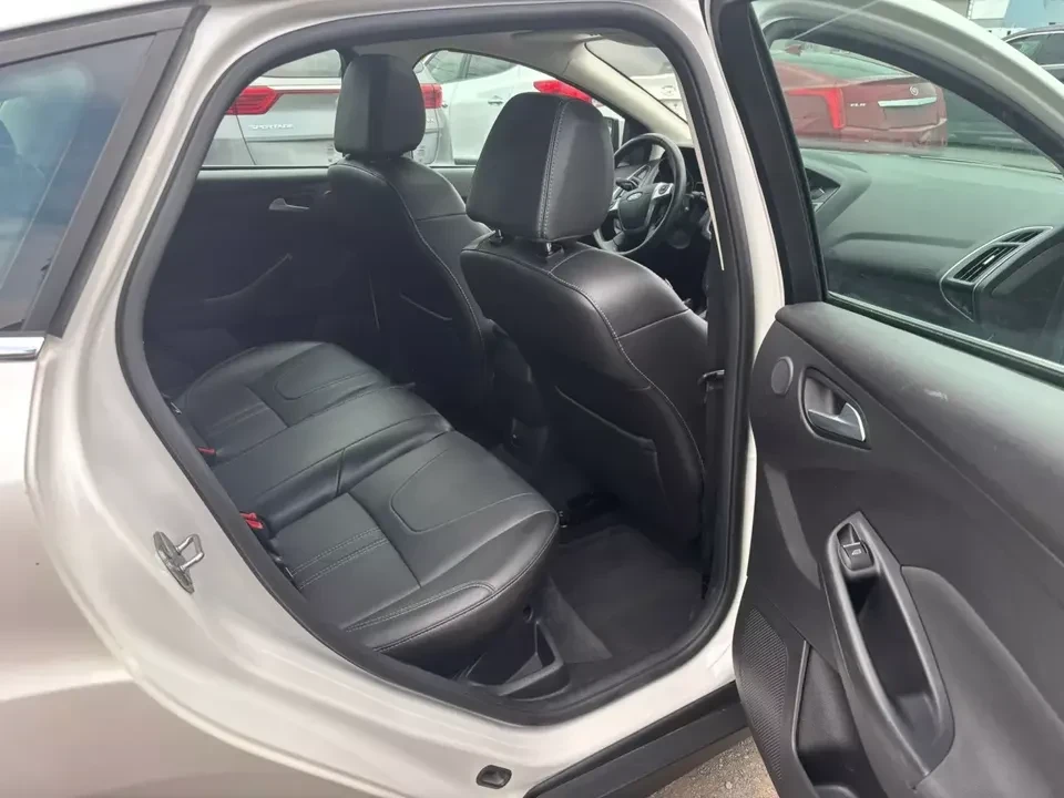 2012 Ford Focus 3rd Gen - Image 12 of 16