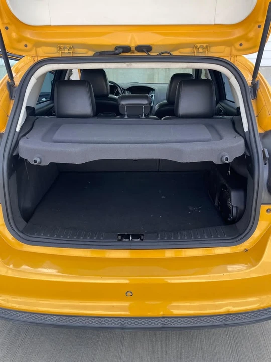 2012 Ford Focus 3rd Gen - Image 2 of 10