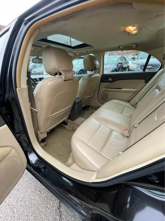 2012 Ford Fusion 1st Gen - Image 10 of 16