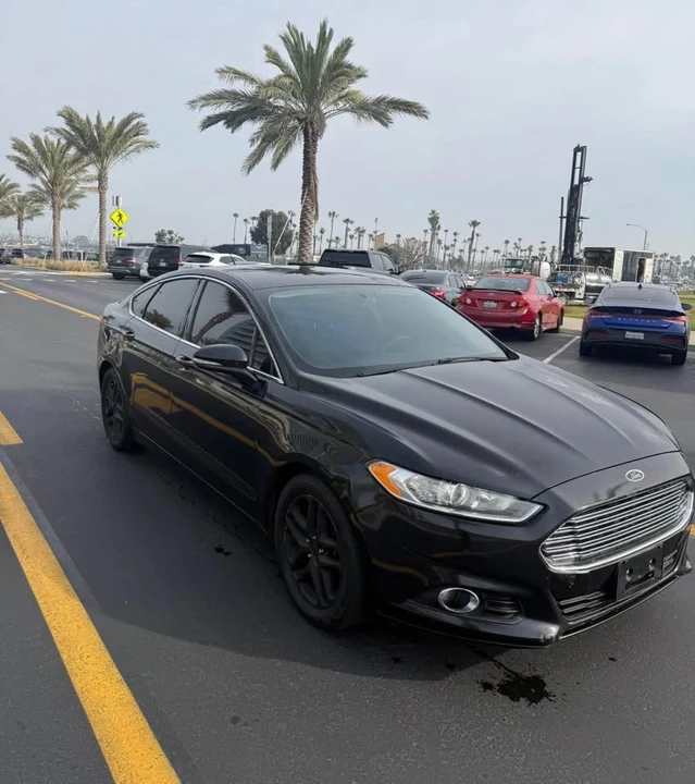 2012 Ford Fusion 1st Gen - Image 4 of 8