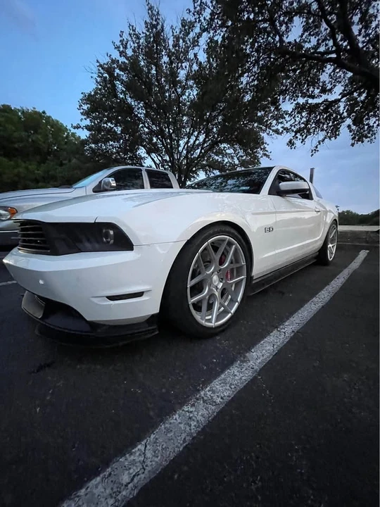 2012 Ford S197 Mustang - Image 4 of 11