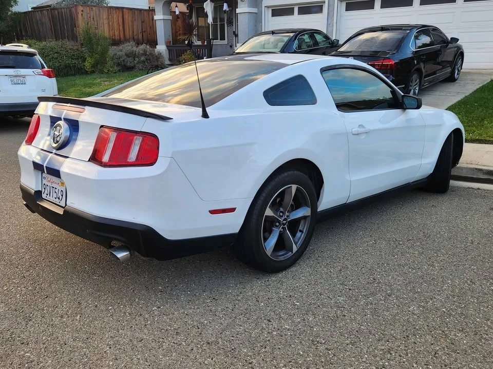 2012 Ford S197 Mustang - Image 3 of 7