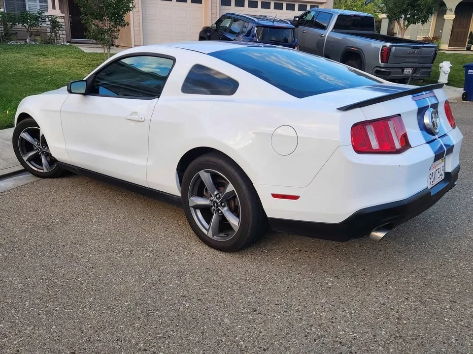 2012 Ford S197 Mustang - Image 4 of 7