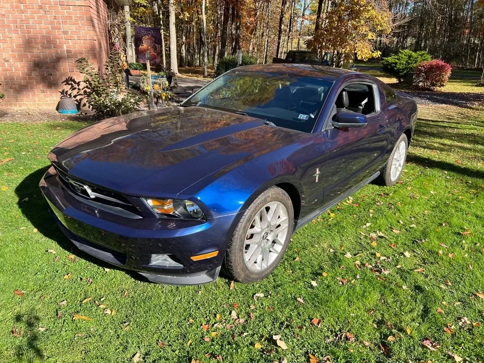 2012 Ford S197 Mustang - Image 2 of 8