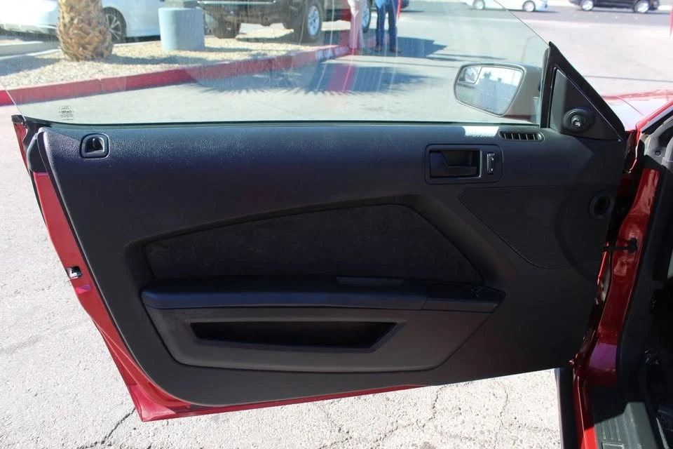 2012 Ford S197 Mustang - Image 9 of 20