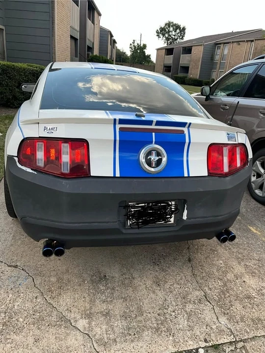 2012 Ford S197 Mustang - Image 2 of 7