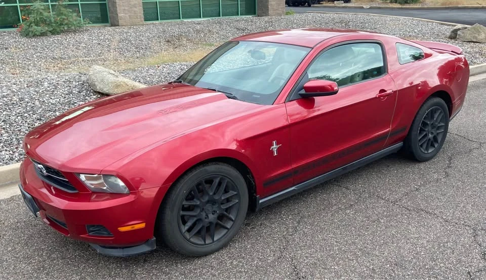 2012 Ford S197 Mustang - Image 12 of 17