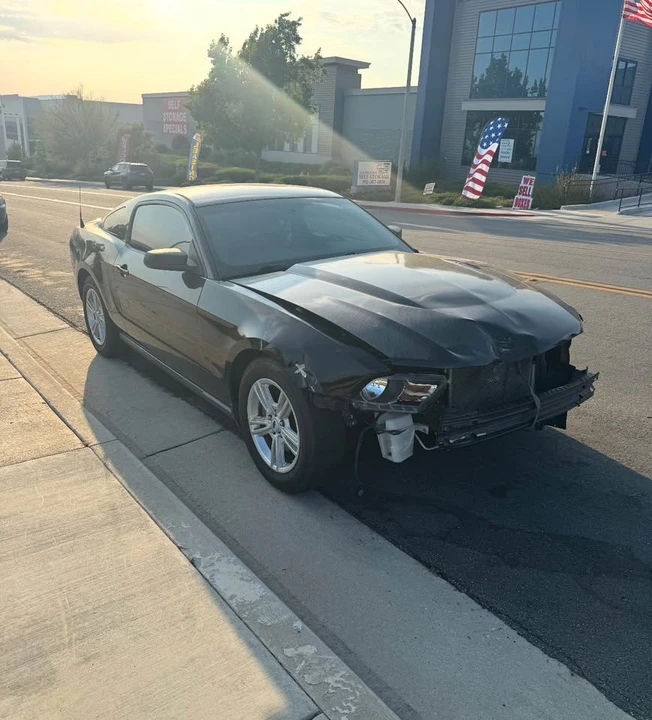 2012 Ford S197 Mustang - Image 4 of 8