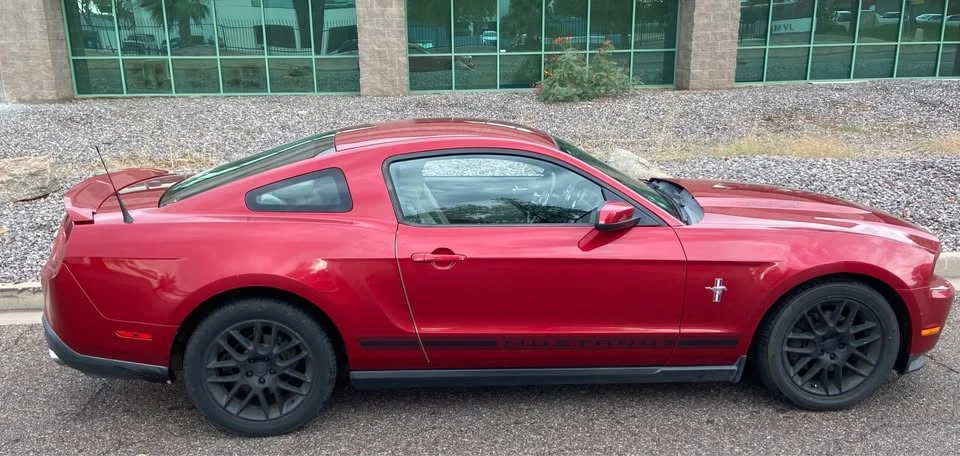2012 Ford S197 Mustang - Image 13 of 17