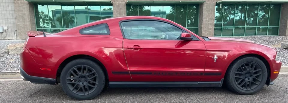 2012 Ford S197 Mustang - Image 11 of 17