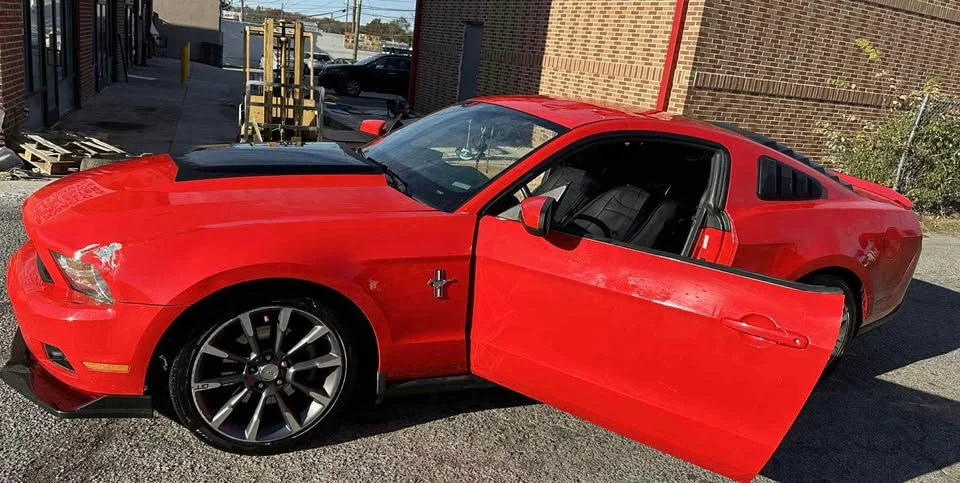2012 Ford S197 Mustang - Image 2 of 8